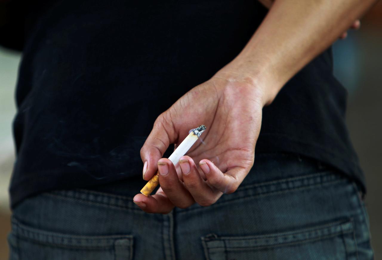 Cukai Melambung 23%, Harga Rokok Naik 35% per 1 Januari 2020