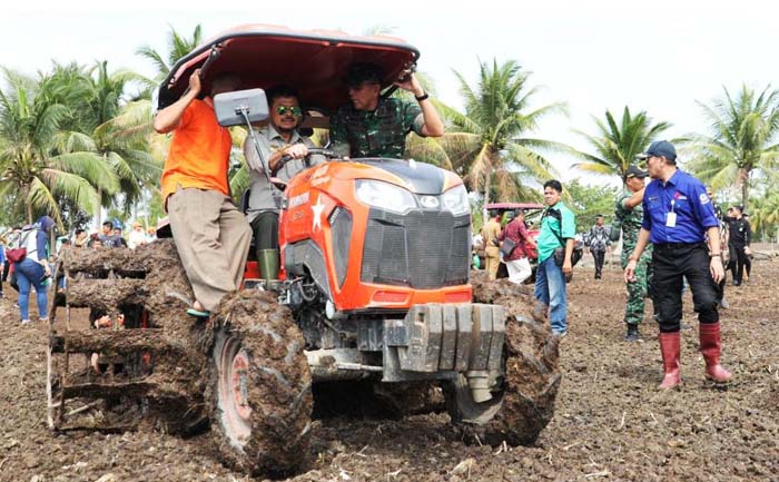 Dampak Corona, Alsintan Jawab Kekurangan Tenaga Kerja Pertanian di Bali
