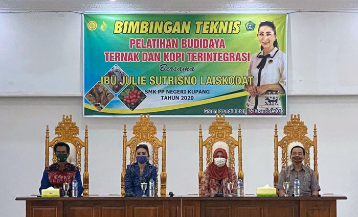 Julie Laiskodat Minta Kementan Rutin Gelar Bimtek bagi Milenial NTT