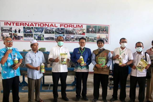 Petani Milenial Lombok Tingkatkan Produksi Pupuk di NTB 