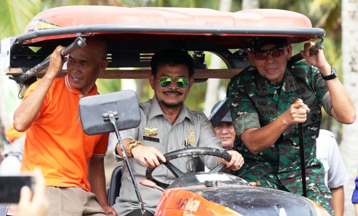 Tangkal Covid-19, Kementan Dorong Pemanfaatan Alsintan untuk Panen Raya