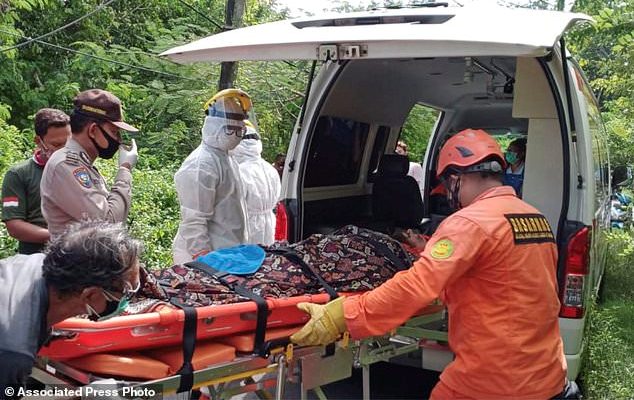 Berhasil Ditolong, Turis Asing Kecemplung Sumur setelah Dikejar Anjing di Bali