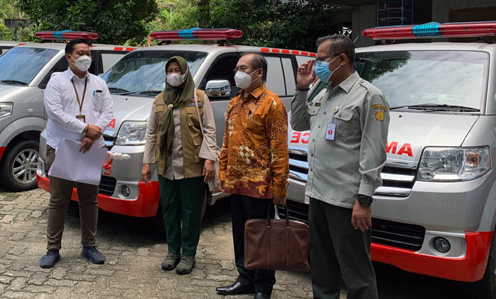 Minimas Plantation Donasi 20 Unit Ambulans dan Paket Sembako 