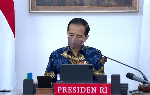 Jokowi Minta Jajarannya Terus Waspada Varian Baru Covid-19