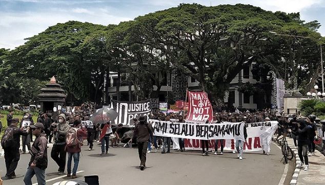 Ribuan Suporter Arema Turun ke Jalan Tuntut Keadilan Kanjuruhan