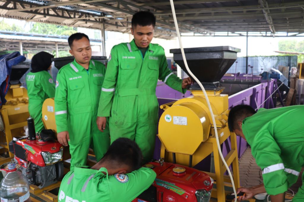 Perkuat Kompetensi, Politeknik Enjiniring Kementan Terapkan Teknologi Pengolahan Hasil