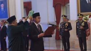 Presiden Jokowi Resmi Lantik Nawawi Pomolango Jadi Ketua Sementara KPK