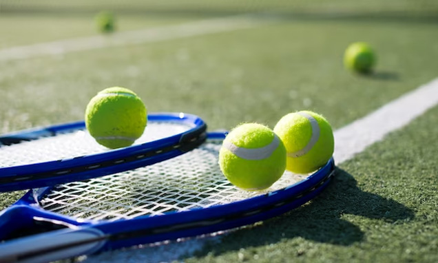 5 Rekomendasi Raket Tenis Terbaik