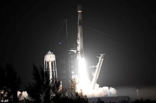 Penerbangan ke 200, SpaceX Berhasil Terbangkan Falcon-9 