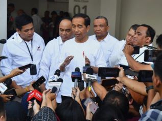 Presiden Jokowi Minta Menteri Urusan Nyaleg Tak Menganggu Kinerja Harian