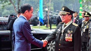 Presiden Jokowi Tegaskan Penganugerahan Pangkat Istimewa Prabowo sesuai UU