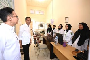 Tinjau RSUD Sibuhuan, Presiden Jokowi Pastikan Pelayanan Kesehatan Optimal