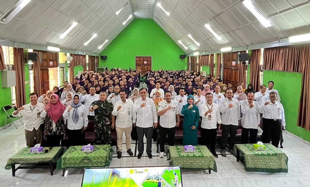 Kuliah Umum SMKPPN Sembawa, Stafsus Mentan Dorong Lahirnya Petani Milenial