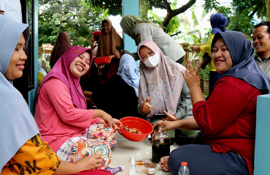 The Agricultural Library Support Indonesian Farmers in Achieving Food Self-sufficiency