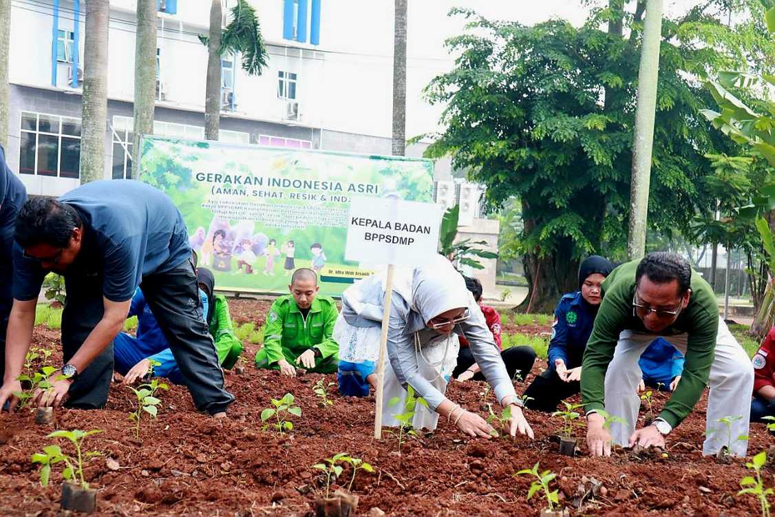 Millennial Farmers Development are the Target of Indonesia`s SMKPPN Banjarbaru