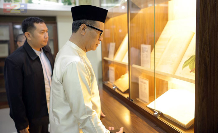 184 Tahun Balai Besar Pustaka<br><i>Melestarikan Peradaban Pertanian dan Menumbuhkan Pengetahuan</i> Melestarikan Peradaban Pertanian dan Menumbuhkan Pengetahuan