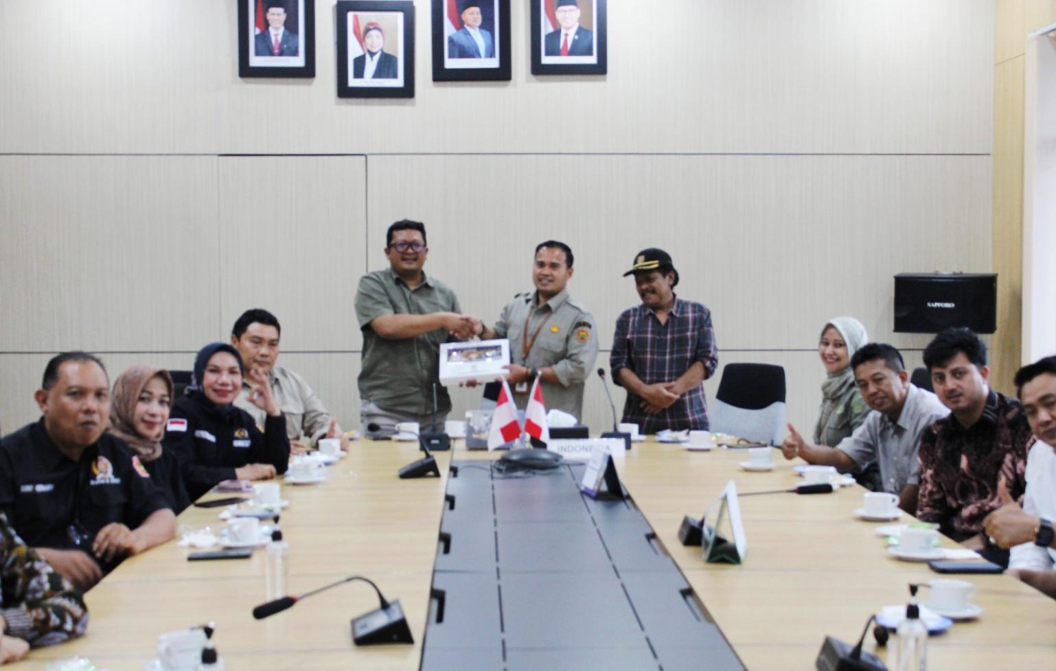 Studi Banding Pertanian Modern, Legislator Wonosobo Audiensi UPT Kementan<br><i>West Java`s Lembang Agricultural Training Center Support Indonesian Farmers</i> West Java`s Lembang Agricultural Training Center Support Indonesian Farmers