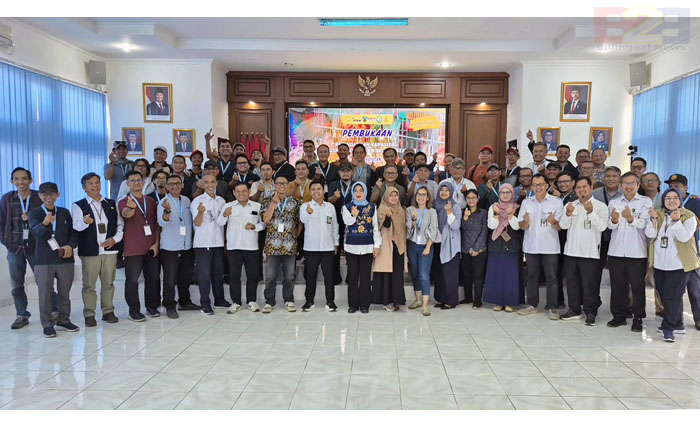 Kemandirian Ekonomi, Kementan Bekali 67 Eks Jurnalis Keterampilan Beternak Ayam<br><i>West Java`s Cinagara Animal Health Training Center Support Indonesian Farmers</i> West Java`s Cinagara Animal Health Training Center Support Indonesian Farmers