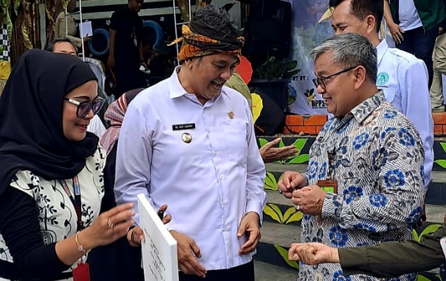 Indonesian Govt Support the Farmers to Increase National Food Production