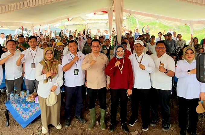 Gertam CSR Banyuasin, Kementan Perkuat Pengairan dan Brigade Pangan<br><i>Millennial Farmers Development are the Target of Indonesia`s SMKPPN Sembawa</i> Millennial Farmers Development are the Target of Indonesia`s SMKPPN Sembawa