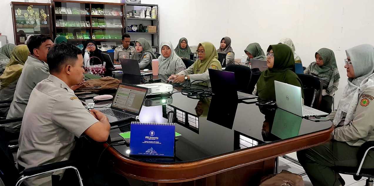 The Agricultural Library Support Indonesian Farmers in Achieving Food Self-sufficiency