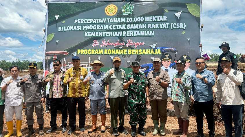 Gertam Serentak 10.000 Ha, UPT Pelatihan Kementan Berperan Aktif di Konawe Sultra<br><i>Sulawesi`s Batangkaluku Agricultural Training Center Support Indonesian Farmers</i> Sulawesi`s Batangkaluku Agricultural Training Center Support Indonesian Farmers