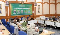 The Agricultural Library Support Indonesian Farmers to Attain Food Self-sufficiency?