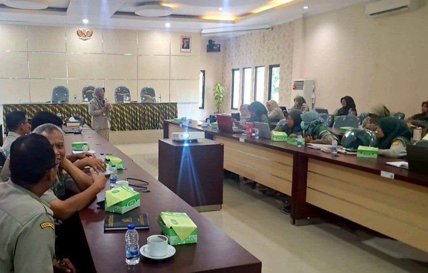 The Agricultural Library Support Indonesian Farmers in Achieving Food Self-sufficiency