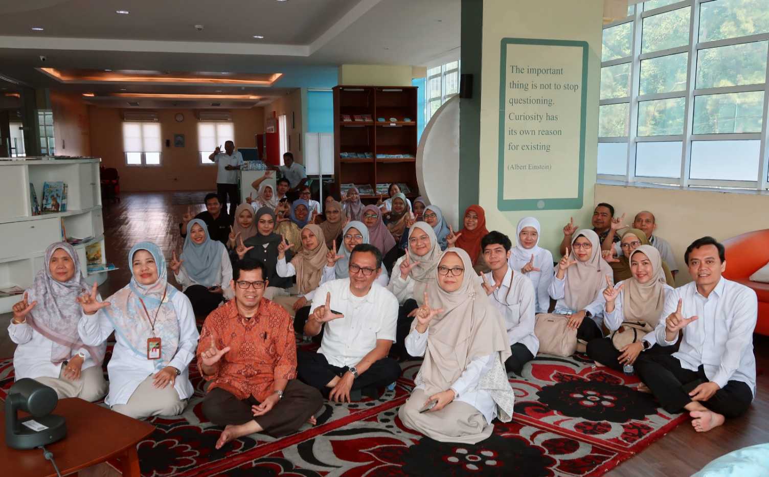 The Agricultural Library Support Indonesian Farmers to Attain Food Self-sufficiency