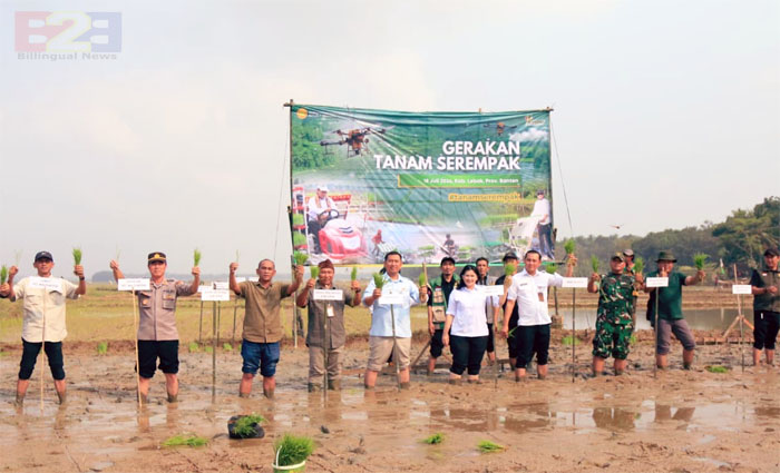 Gertam Serempak Lebak, Langkah Nyata menuju Swasembada Pangan Banten<br><i>The Agricultural Library Support Indonesian Farmers to Attain Food Self-sufficiency</i> The Agricultural Library Support Indonesian Farmers to Attain Food Self-sufficiency