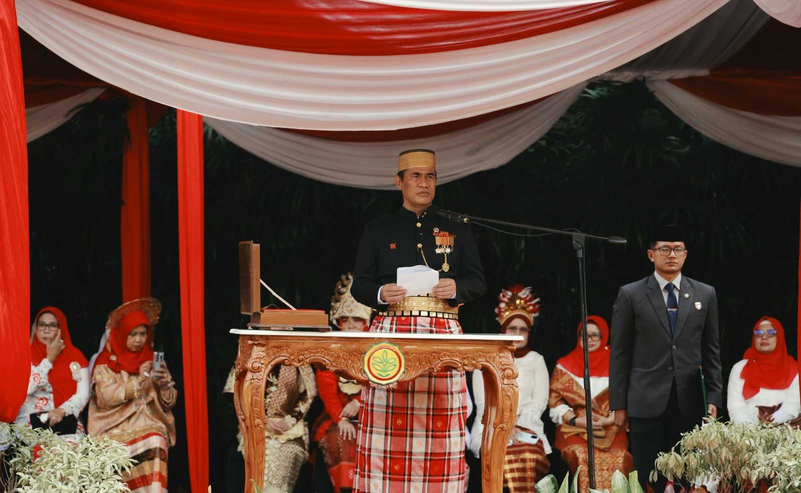 Indonesian Govt Support the Farmers to Increase National Food Production