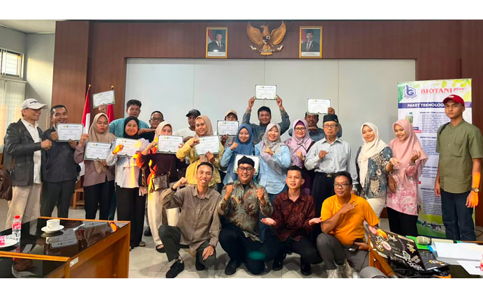 Indonesian Govt Support the Farmers to Increase National Food Production