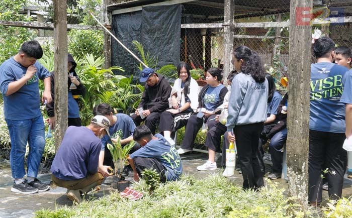 Siswa Sekolah Menengah Palembang Kenali Pertanian via Fieldtrip di SMK-PPN Kementan<br><i>Millennial Farmers Development are the Target of Indonesia`s SMKPPN Sembawa</i> Millennial Farmers Development are the Target of Indonesia`s SMKPPN Sembawa